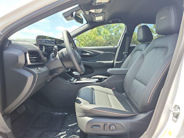 new 2026 Buick Envista car, priced at $31,322