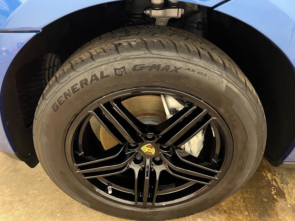 used 2015 Porsche Macan car, priced at $14,991