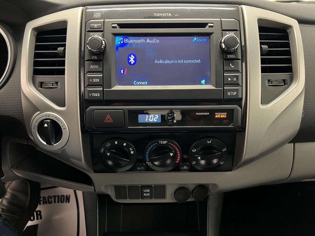 used 2016 Land Rover LR4 car, priced at $12,991