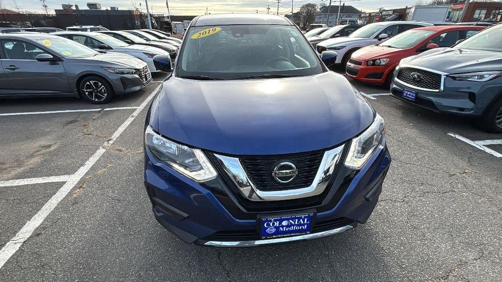 used 2019 Nissan Rogue car, priced at $15,899
