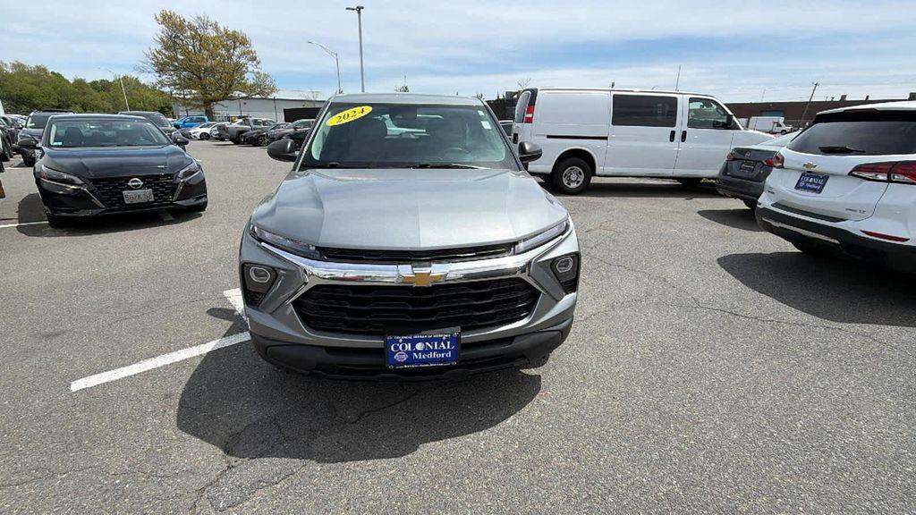 used 2024 Chevrolet TrailBlazer car, priced at $18,587