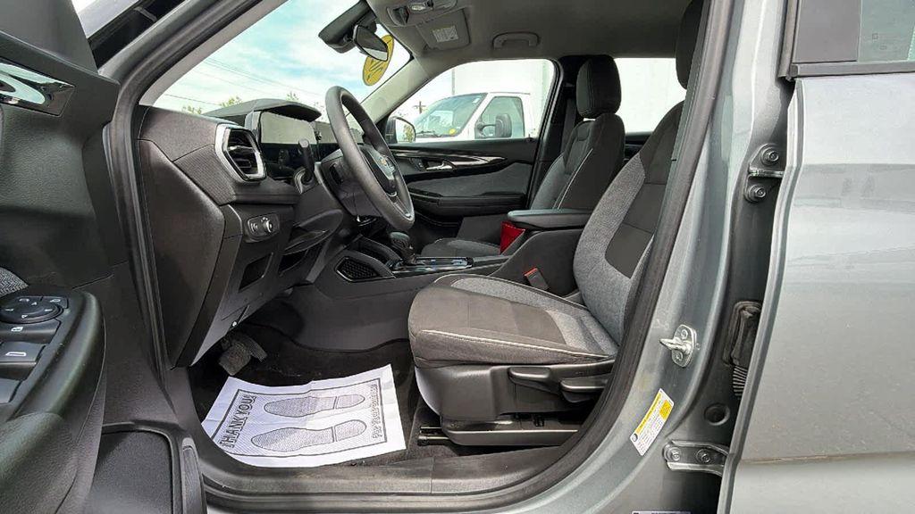 used 2024 Chevrolet TrailBlazer car, priced at $18,587