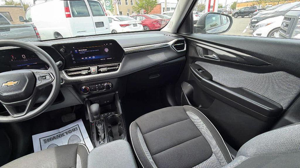 used 2024 Chevrolet TrailBlazer car, priced at $18,587