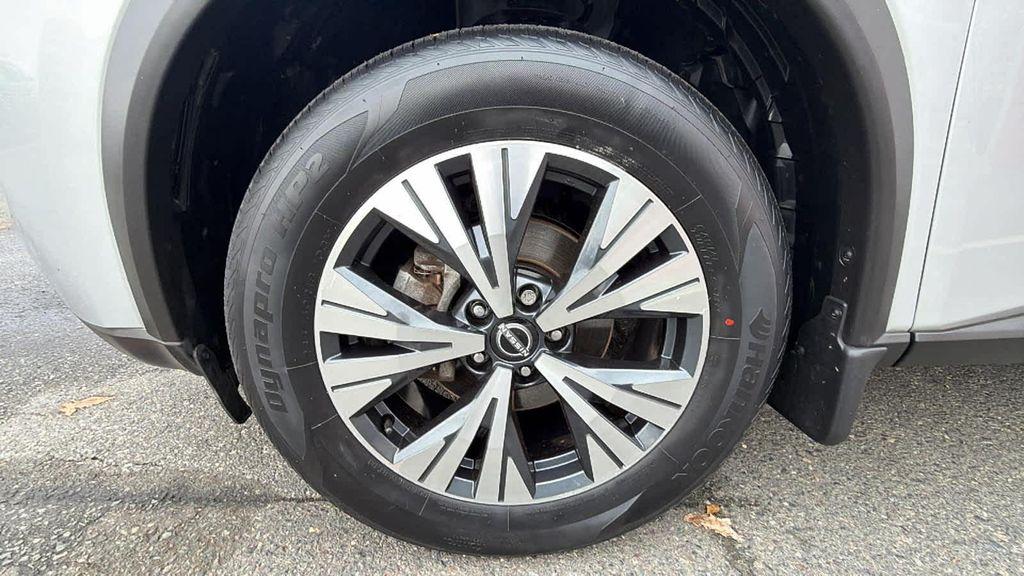 used 2023 Nissan Rogue car, priced at $23,071