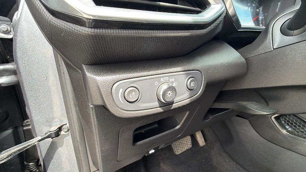 used 2021 Chevrolet TrailBlazer car, priced at $18,587