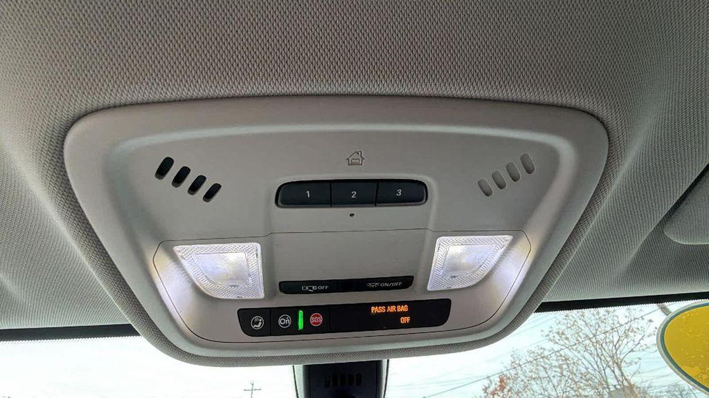 used 2019 Chevrolet Traverse car, priced at $19,267