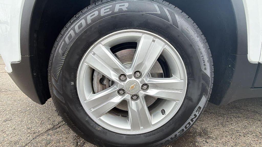 used 2022 Chevrolet Trax car, priced at $15,688