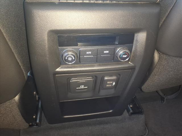 used 2021 Chevrolet Traverse car, priced at $23,222