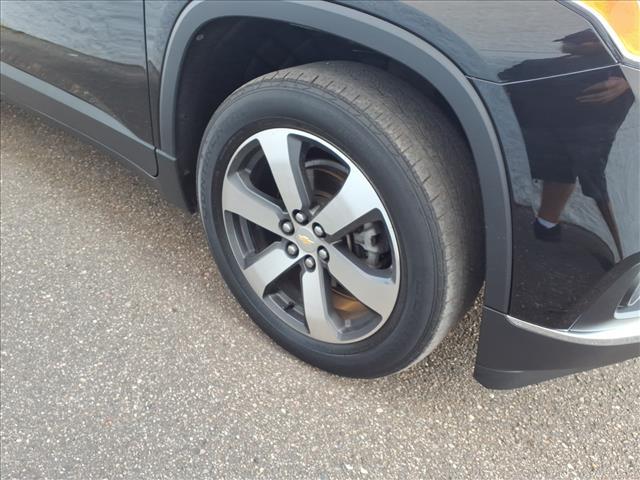 used 2021 Chevrolet Traverse car, priced at $23,222