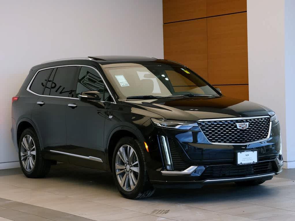 used 2022 Cadillac XT6 car, priced at $34,499