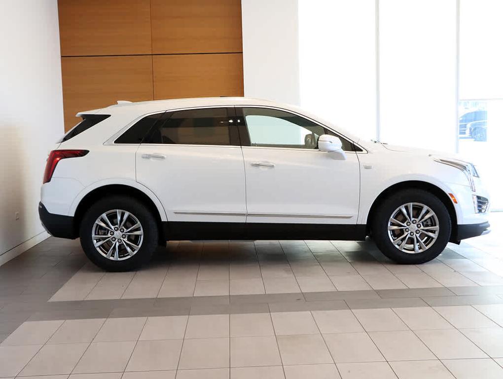 used 2022 Cadillac XT5 car, priced at $29,499
