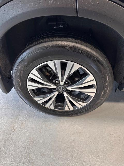 used 2023 Nissan Rogue car, priced at $23,595