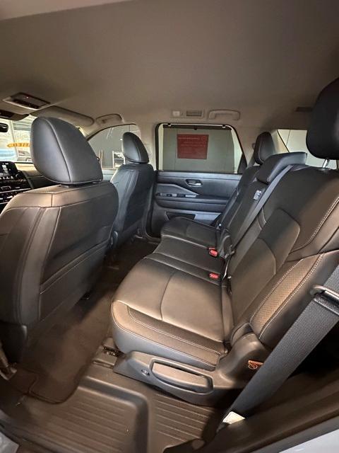 used 2024 Nissan Pathfinder car, priced at $35,495