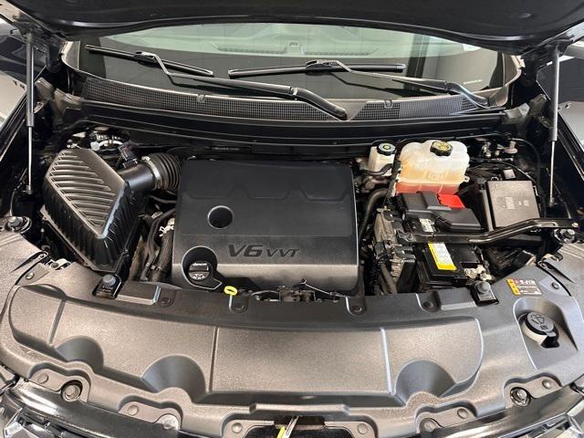 used 2022 Chevrolet Traverse car, priced at $27,295