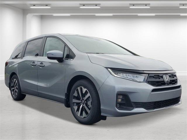 new 2026 Honda Odyssey car, priced at $44,290