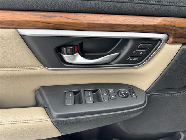 used 2017 Honda CR-V car, priced at $15,922