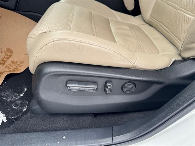 used 2017 Honda CR-V car, priced at $15,922