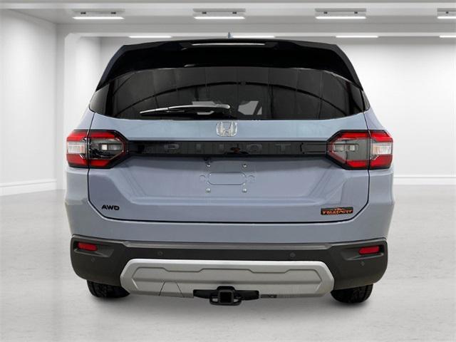 new 2025 Honda Pilot car, priced at $51,350