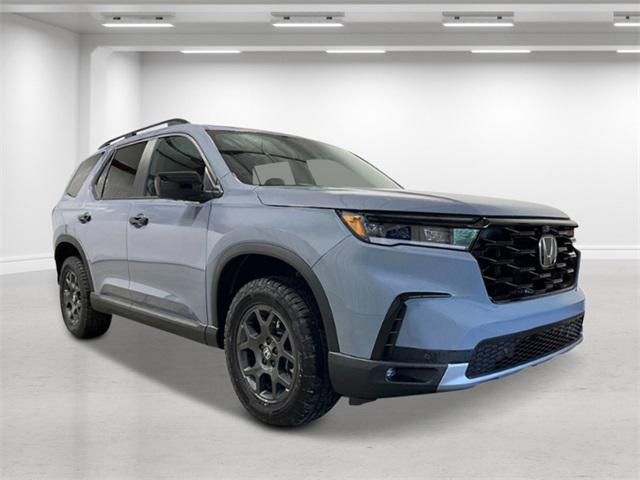 new 2025 Honda Pilot car, priced at $51,350