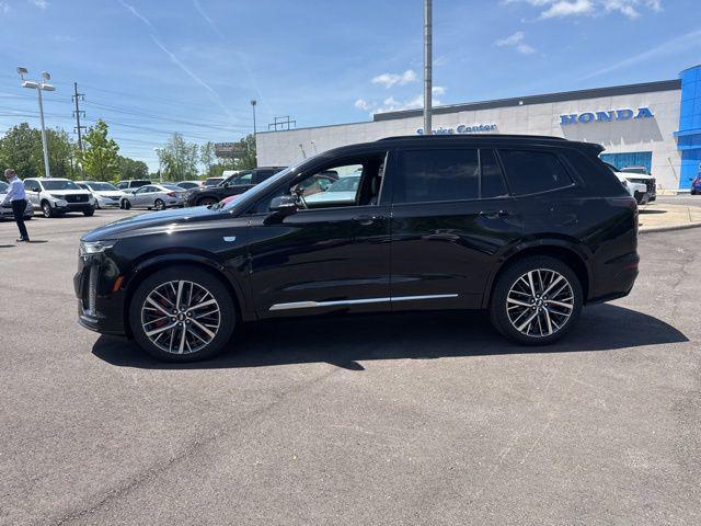 used 2025 Cadillac XT6 car, priced at $50,909