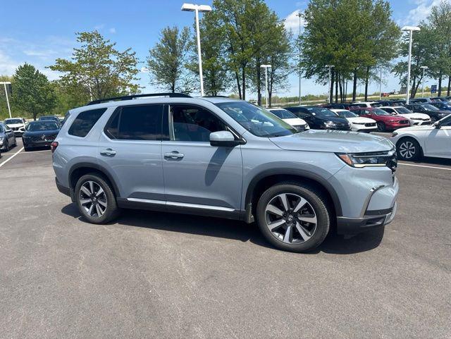used 2023 Honda Pilot car, priced at $38,620
