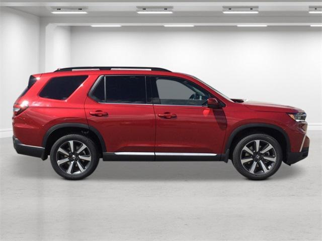 new 2025 Honda Pilot car, priced at $51,550