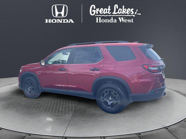 used 2025 Honda Pilot car, priced at $46,853