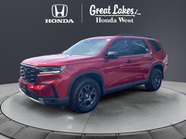 used 2025 Honda Pilot car, priced at $46,853