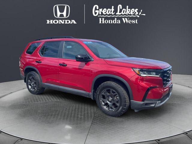 used 2025 Honda Pilot car, priced at $46,853