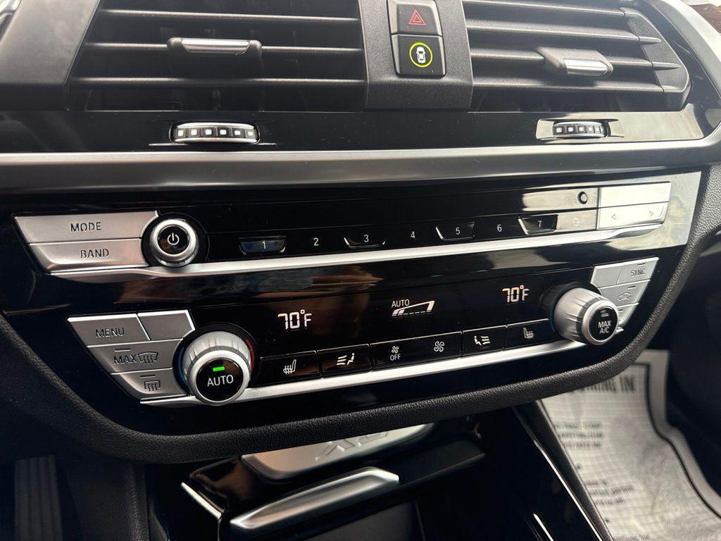BMW X3 view 29