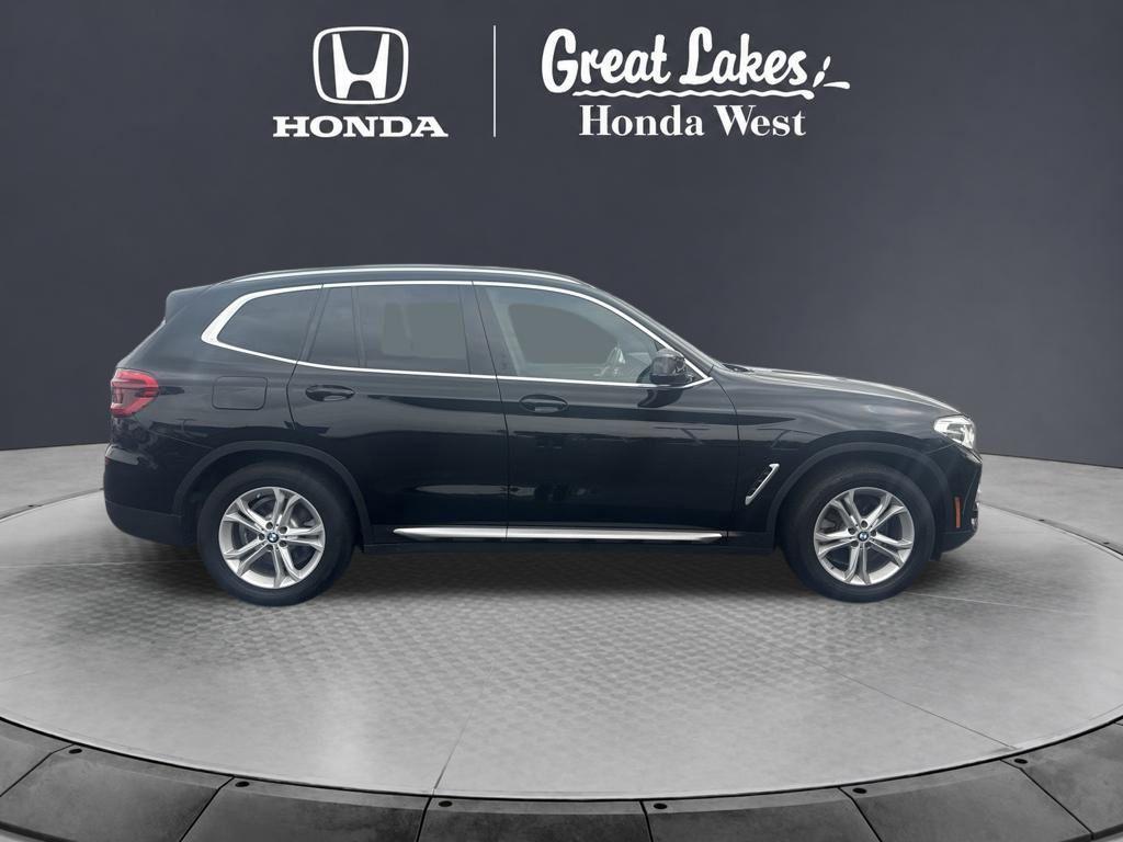 BMW X3 view 4