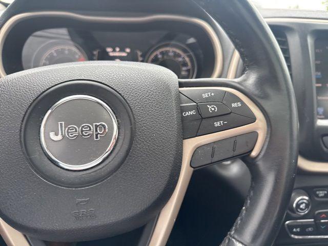 used 2016 Jeep Cherokee car, priced at $7,620