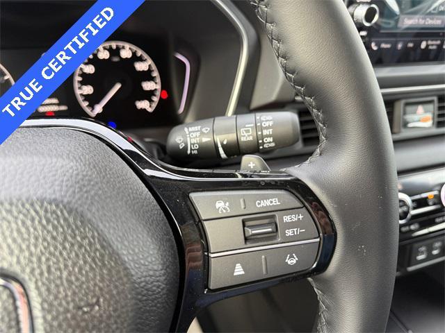 used 2025 Honda Pilot car, priced at $43,322