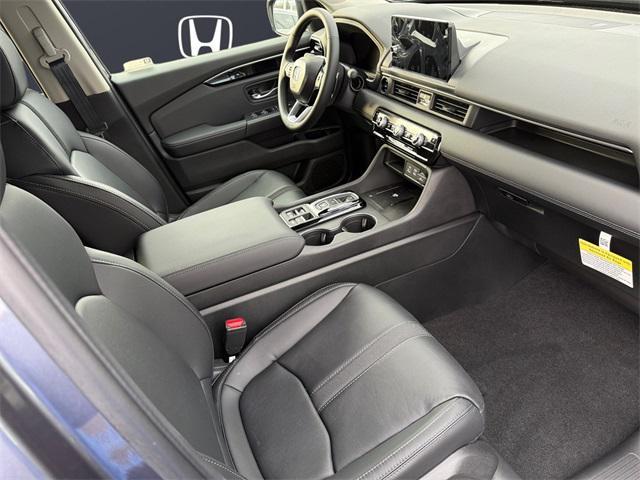 used 2025 Honda Pilot car, priced at $44,155