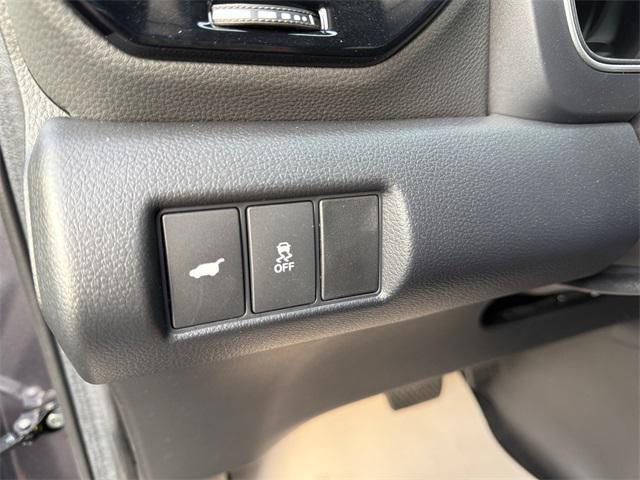 used 2025 Honda Pilot car, priced at $44,155