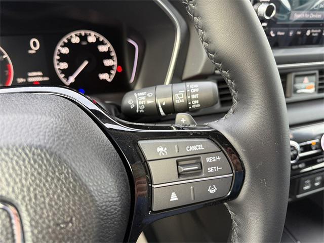 used 2025 Honda Pilot car, priced at $44,155