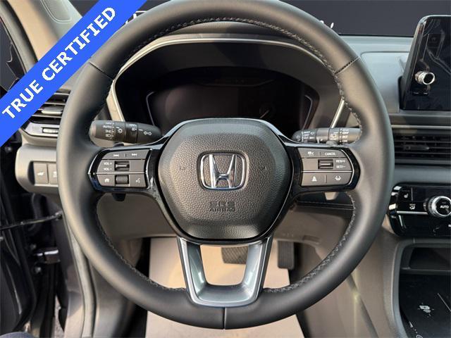 used 2025 Honda Pilot car, priced at $43,322