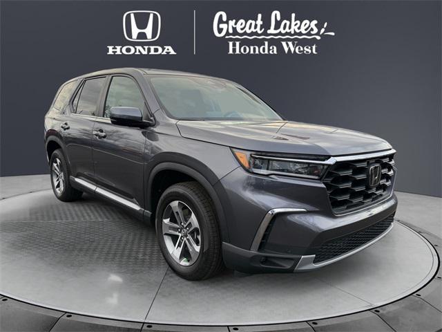 used 2025 Honda Pilot car, priced at $44,155