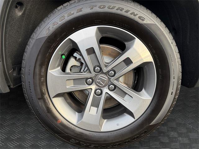 used 2025 Honda Pilot car, priced at $44,155