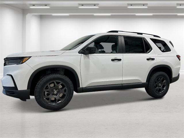 new 2025 Honda Pilot car, priced at $51,830