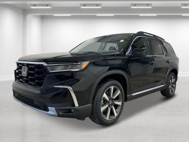 new 2025 Honda Pilot car, priced at $54,575