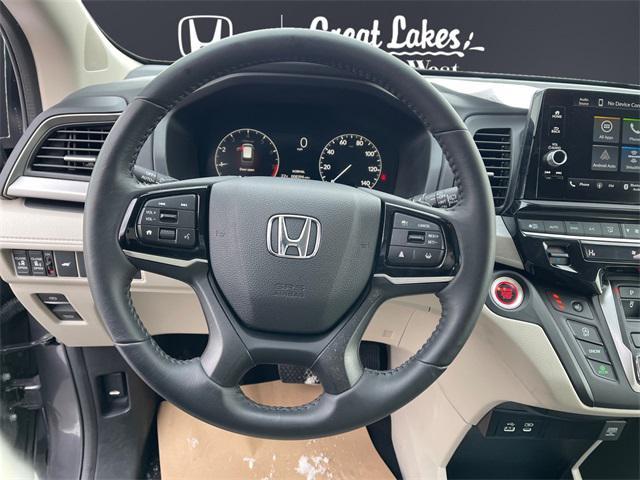 used 2025 Honda Odyssey car, priced at $37,855