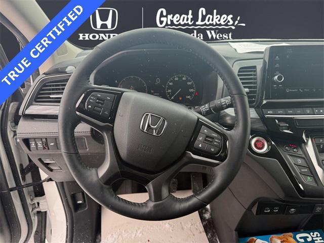 used 2025 Honda Odyssey car, priced at $45,922