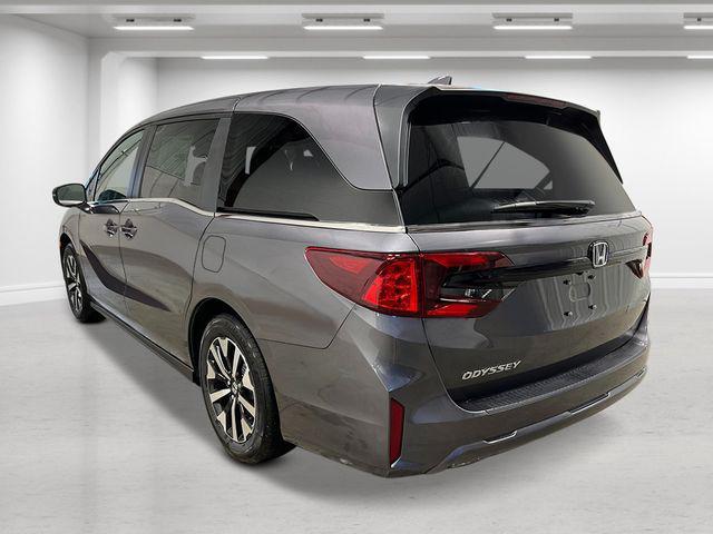 new 2026 Honda Odyssey car, priced at $45,053