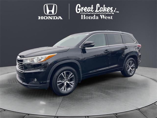 used 2016 Toyota Highlander car, priced at $15,555