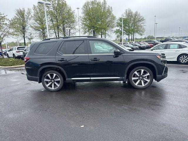 used 2024 Honda Pilot car, priced at $40,722