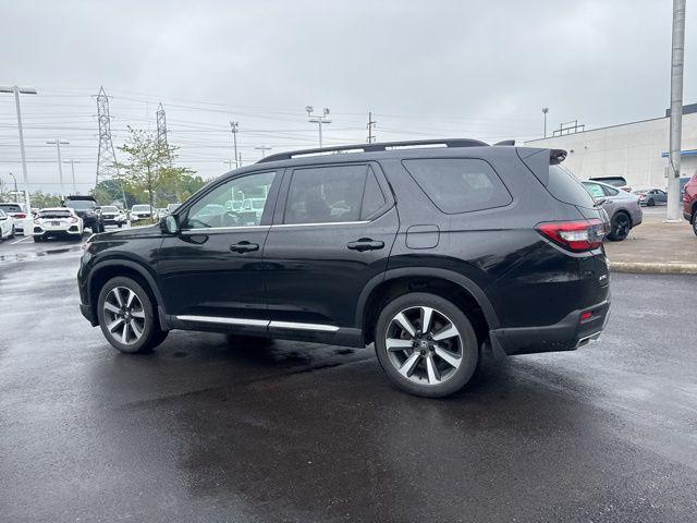 used 2024 Honda Pilot car, priced at $40,722