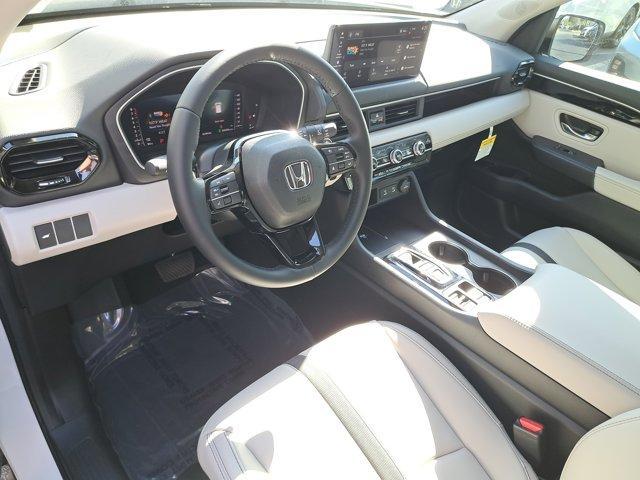 new 2026 Honda Pilot car, priced at $50,190