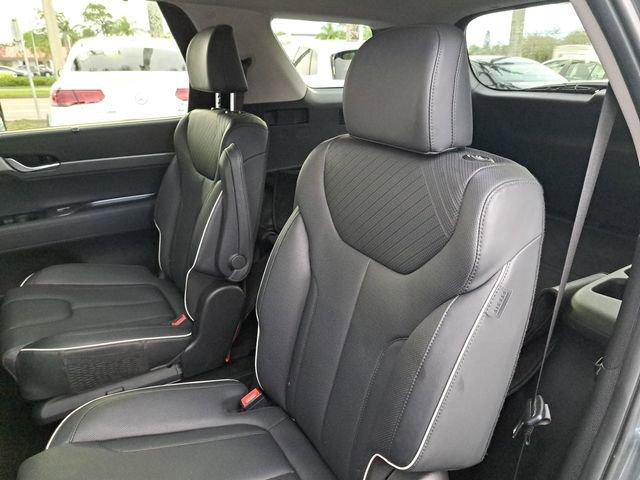 used 2024 Hyundai Palisade car, priced at $35,587
