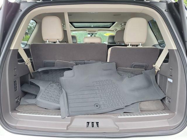 used 2024 Lincoln Navigator car, priced at $71,187